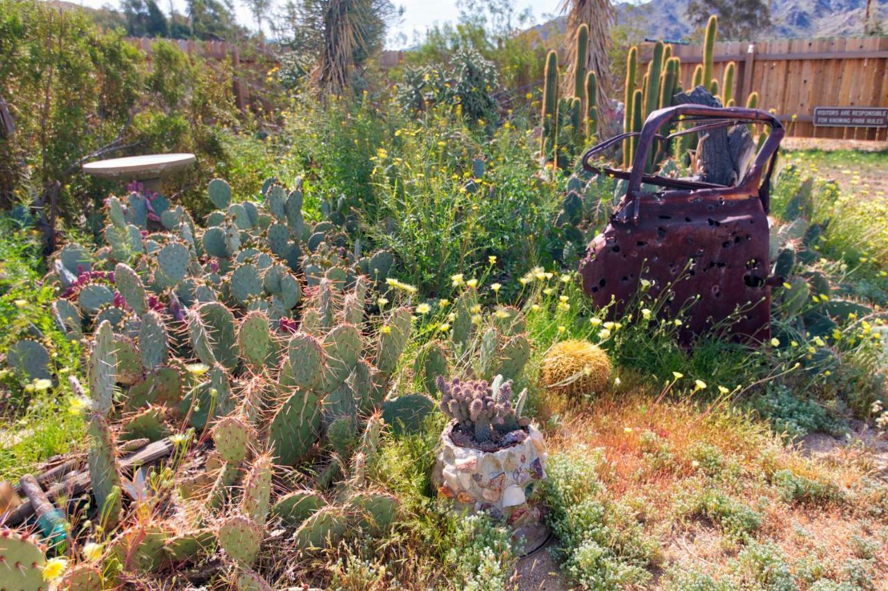 Cactus Adobe Twentynine Palms Exterior foto